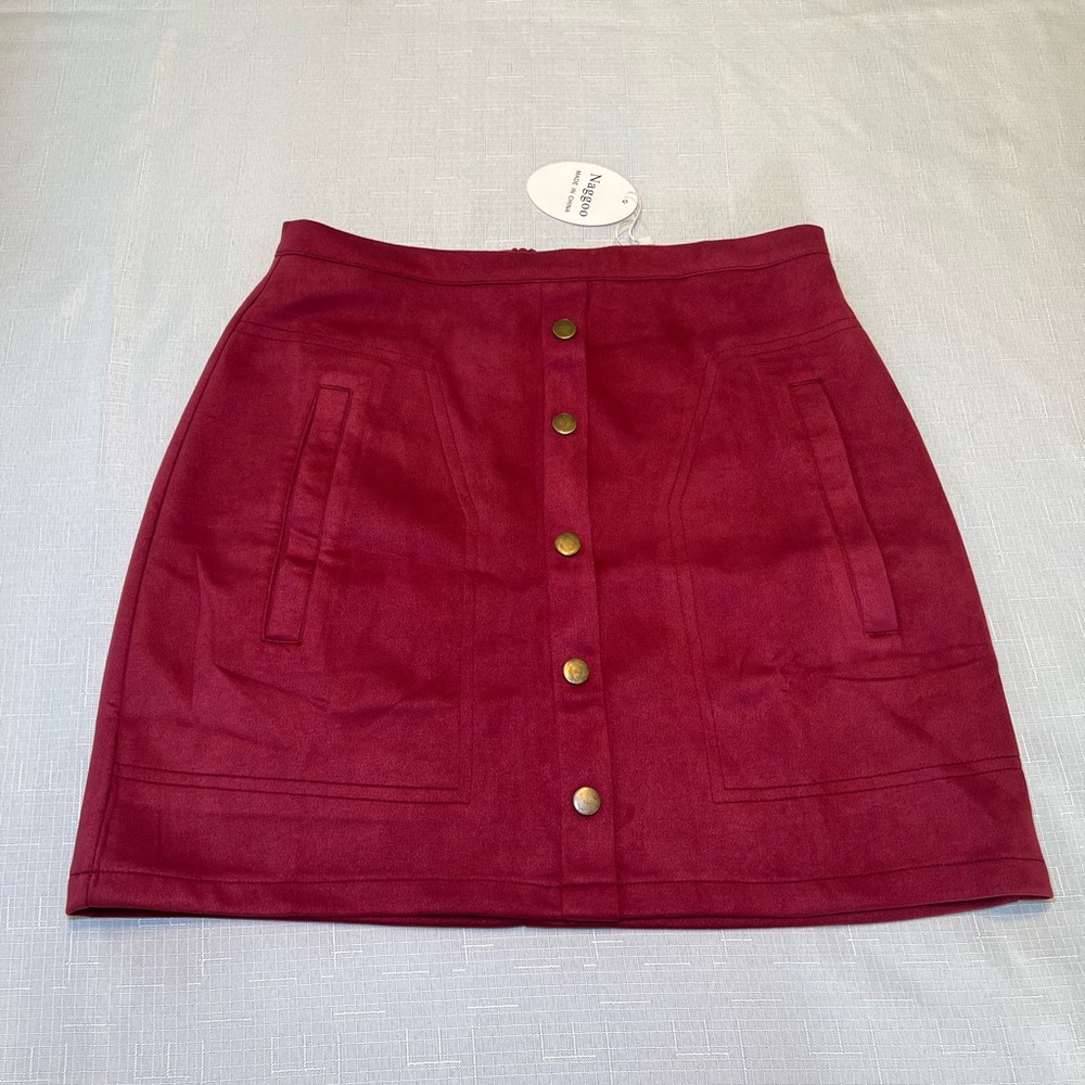 Burgundy Mini A-Line Skirt for Casual Nights